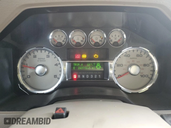 2008 Ford F-250 XL with VIN 1FTSW21R48EB32306, listed as a Copart auction lot 82715844 with 263,713 mi miles and Salvage title. Bid and sale history available at DreamBid. Image 9.