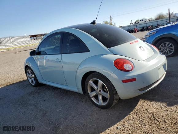 2010 Volkswagen New Beetle Coupe with VIN 3VWRG3AGXAM036824, listed as a Copart auction lot 49136755 with 72,442 mi miles and Salvage Title. Bid and sale history available at carsss.com. Image 2.