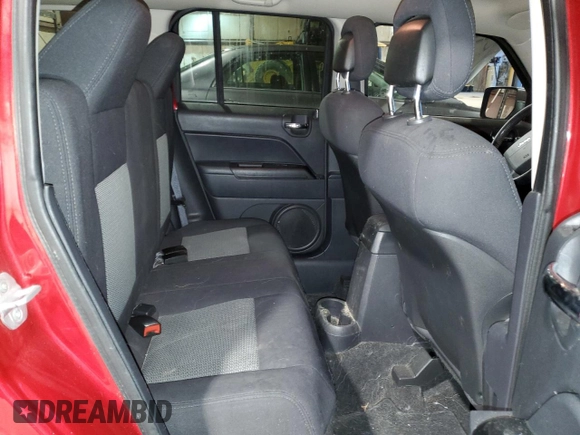 2010 Jeep Patriot Sport z VIN 1J4NF1GB8AD620620, wystawiony jako Copart lot #86930024 z przebiegiem 110 182 mil mil oraz Szkoda całkowita • Salvage title. Historia ofert i sprzedaży dostępna na DreamBid. Obrazek 11.