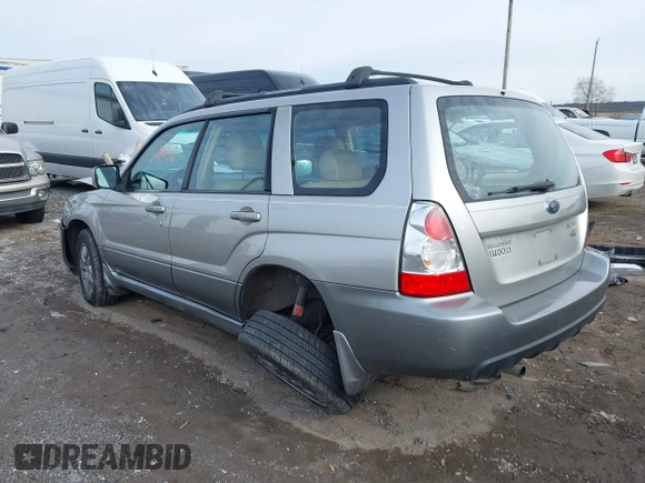 2007 Subaru Forester X L.L. Bean Ed with VIN JF1SG676X7H745289, listed as a IAAI auction lot 41619456 with 193,137 mi miles. Bid and sale history available at carsss.com. Image 3.