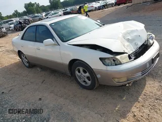 1998 Lexus ES 300 with VIN JT8BF28G2W0131104, listed as a IAAI auction lot 42680242 with 243,762 mi miles and . Bid and sale history available at DreamBid. Image 1.