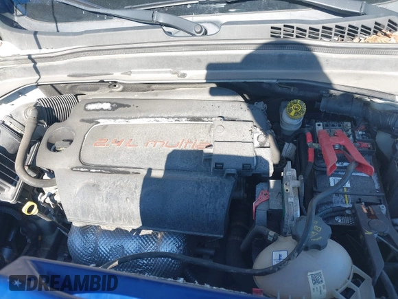2015 Jeep Renegade Latitude with VIN ZACCJBBT3FPB39944, listed as a IAAI auction lot 41626054 with 115,802 mi miles and . Bid and sale history available at DreamBid. Image 10.