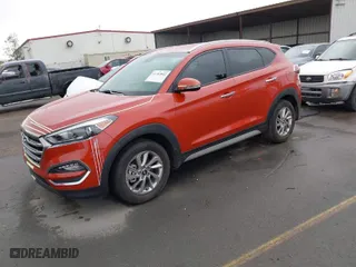 2017 Hyundai Tucson SE with VIN KM8J33A43HU526878, listed as a IAAI auction lot 41782842 with 21,627 mi miles. Bid and sale history available at carsss.com. Image 2.