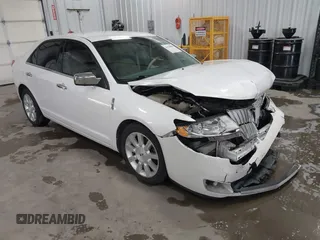 2011 Lincoln MKZ с VIN 3LNHL2GC9BR761467, выставлен на аукционе IAAI как лот 41939881 с пробегом 137 881 миль миль и . История ставок и продаж доступна на DreamBid. Изображение 1.