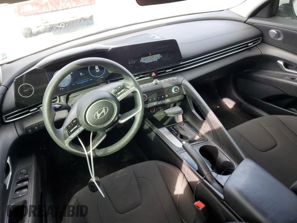 2024 Hyundai Elantra SEL with VIN KMHLM4DG5RU758577, listed as a Copart auction lot 54337735 with 23,082 mi miles and Salvage title. Bid and sale history available at DreamBid. Image 8.
