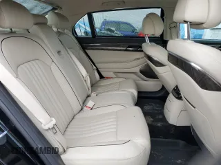2017 Genesis G90 3.3T Premium with VIN KMHG34JA5HU025755, listed as a Copart auction lot 43403965 with 14,731 mi miles and Salvage Title. Bid and sale history available at carsss.com. Image 10.