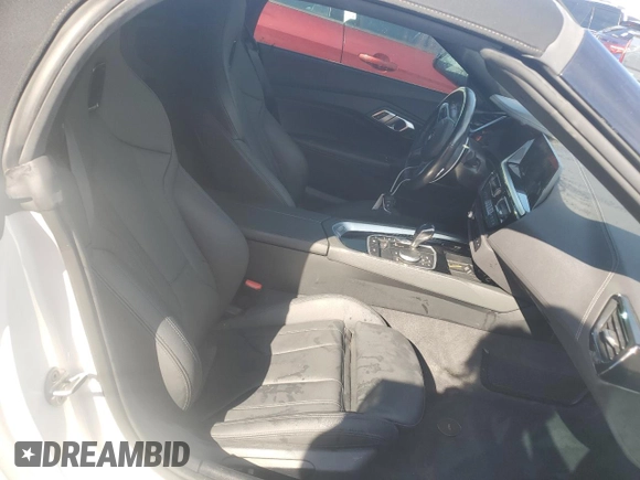 2021 BMW Z4 sDrive30i with VIN WBAHF3C09MWX24087, listed as a Copart auction lot 73919214 with 0 mi miles and Salvage Title. Bid and sale history available at carsss.com. Image 10.