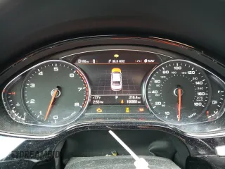 2015 Audi A8 4.0T with VIN WAU32AFD6FN013982, listed as a Copart auction lot 58122294 with 100,981 mi miles and Clean title. Bid and sale history available at DreamBid. Image 9.