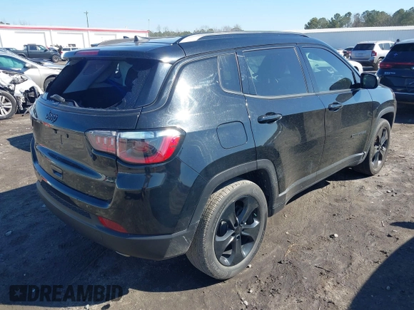 2021 Jeep Compass Altitude with VIN 3C4NJCBB4MT604761, listed as a IAAI auction lot 41643245 with 63,647 mi miles. Bid and sale history available at carsss.com. Image 4.