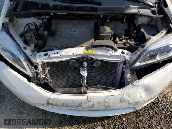2015 Toyota Sienna XLE с VIN 5TDYK3DC3FS640597, выставлен на аукционе Copart как лот 59334555 с пробегом 187 728 миль миль и Списание • Salvage title. История ставок и продаж доступна на DreamBid. Изображение 12.
