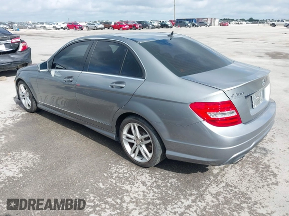 2013 Mercedes-Benz C 300 Sport с VIN WDDGF8AB2DR242498, выставлен на аукционе IAAI как лот 42588574 с пробегом 143 898 миль миль и . История ставок и продаж доступна на DreamBid. Изображение 3.