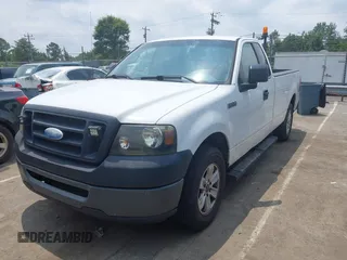 2008 Ford F-150 XL с VIN 1FTRF12228KE23883, выставлен на аукционе IAAI как лот 42416926 с пробегом 193 686 миль миль и . История ставок и продаж доступна на DreamBid. Изображение 2.