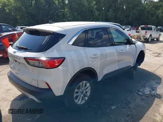 2020 Ford Escape SE с VIN 1FMCU0G60LUA47243, выставлен на аукционе IAAI как лот 42685375 с пробегом 52 618 миль миль и . История ставок и продаж доступна на DreamBid. Изображение 4.