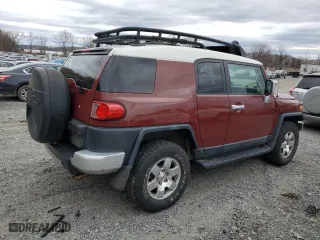 2008 Toyota FJ Cruiser with VIN JTEBU11F68K045560, listed as a Copart auction lot 53239895 with 235,044 mi miles and Salvage Title. Bid and sale history available at carsss.com. Image 3.