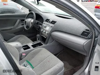 2007 Toyota Camry CE with VIN JTNBE46K573032652, listed as a IAAI auction lot 41762026 with 183,949 mi miles. Bid and sale history available at carsss.com. Image 5.