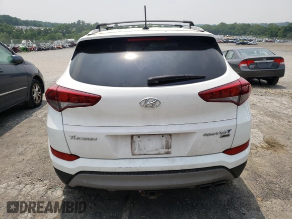 2017 Hyundai Tucson Value z VIN KM8J3CA20HU313644, wystawiony jako Copart lot #60212675 z przebiegiem 123 645 mil mil oraz Czysty tytuł • Clean title. Historia ofert i sprzedaży dostępna na DreamBid. Obrazek 6.