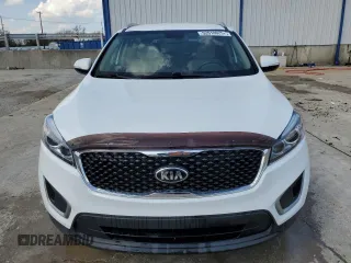 2016 Kia Sorento LX with VIN 5XYPG4A3XGG143858, listed as a Copart auction lot 52610625 with 99,165 mi miles and Salvage Title. Bid and sale history available at carsss.com. Image 5.
