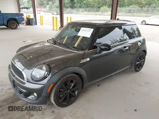 2012 MINI Hardtop S with VIN WMWSV3C52CTY19580, listed as a IAAI auction lot 42692197 with 90,745 mi miles and . Bid and sale history available at DreamBid. Image 18.