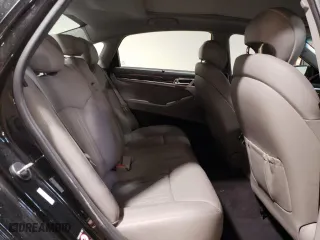 2017 Genesis G80 3.8L with VIN KMHGN4JE1HU199075, listed as a Copart auction lot 72238284 with 41,891 mi miles and Salvage Title. Bid and sale history available at carsss.com. Image 10.