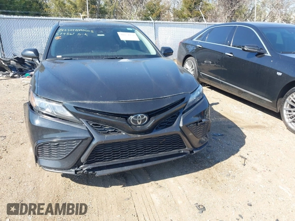 2021 Toyota Camry SE Nightshade with VIN 4T1G11AK1MU579561, listed as a IAAI auction lot 41674956 with 114,648 mi miles. Bid and sale history available at carsss.com. Image 11.