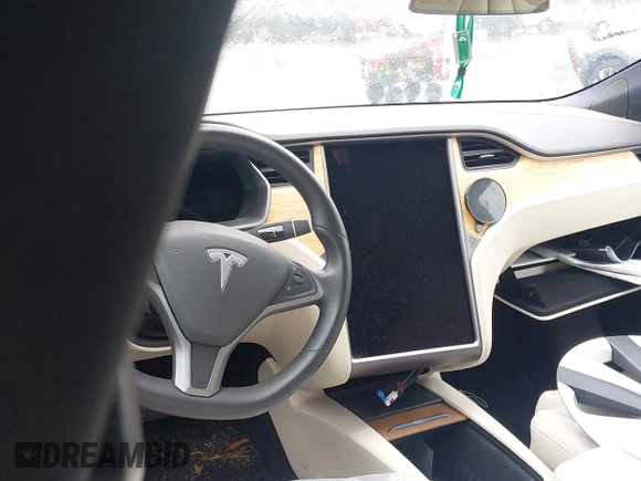2020 Tesla Model S Long Range с VIN 5YJSA1E21LF413251, выставлен на аукционе IAAI как лот 42350131 с пробегом 16 427 миль миль и . История ставок и продаж доступна на DreamBid. Изображение 17.
