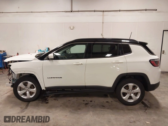 2019 Jeep Compass Latitude with VIN 3C4NJDBB0KT834607, listed as a IAAI auction lot 41932794 with 74,694 mi miles. Bid and sale history available at carsss.com. Image 15.