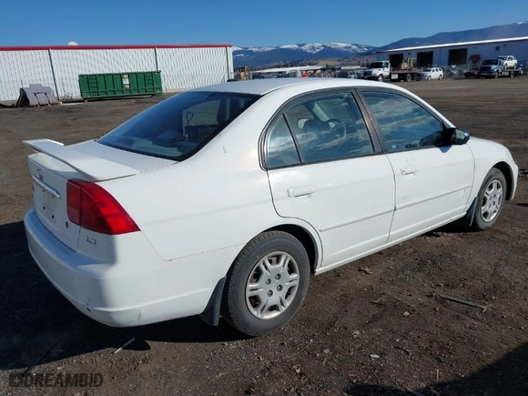 2002 Honda Civic LX with VIN 2HGES16672H596631, listed as a IAAI auction lot 41703532 with 172,311 mi miles. Bid and sale history available at carsss.com. Image 4.
