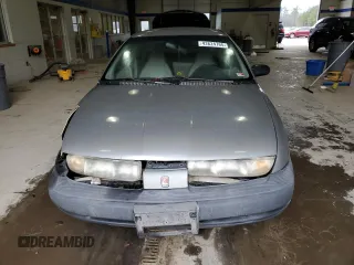 1998 Saturn SL with VIN 1G8ZF5285WZ204569, listed as a Copart auction lot 43624765 with 318,544 mi miles and Salvage Title. Bid and sale history available at carsss.com. Image 5.