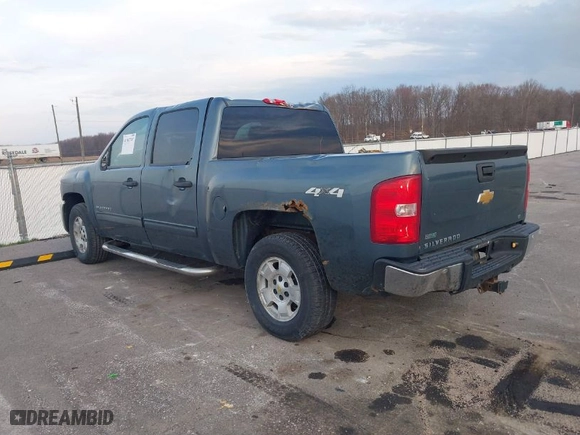 2012 Chevrolet Silverado 1500 LT with VIN 1GCPKSE77CF148478, listed as a IAAI auction lot 41907747 with 258,801 mi miles. Bid and sale history available at carsss.com. Image 3.