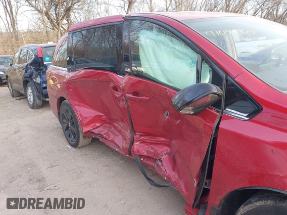 2023 Honda Odyssey Sport z VIN 5FNRL6H70PB014642, wystawiony jako IAAI lot #41094317 z przebiegiem 34 596 mil mil oraz . Historia ofert i sprzedaży dostępna na DreamBid. Obrazek 6.