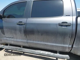 2018 Toyota Tundra SR5 z VIN 5TFEY5F10JX242131, wystawiony jako IAAI lot #41977889 z przebiegiem 178 913 mil mil oraz . Historia ofert i sprzedaży dostępna na DreamBid. Obrazek 14.