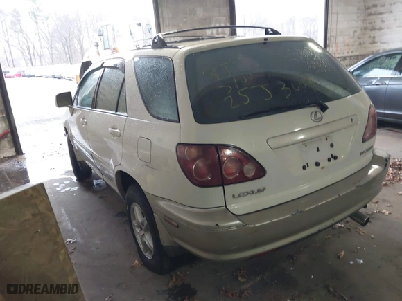 1999 Lexus RX 300 Luxury SUV with VIN JT6HF10U9X0007556, listed as a IAAI auction lot 41858694 with 999,999 mi miles. Bid and sale history available at carsss.com. Image 3.