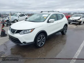 2017 Nissan Rogue Sport SL with VIN JN1BJ1CR8HW107542, listed as a IAAI auction lot 41820930 with 44,219 mi miles. Bid and sale history available at carsss.com. Image 2.