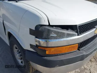 2020 Chevrolet Express Cargo Van with VIN 1GCZGHFG7L1235144, listed as a IAAI auction lot 41700301 with 67,678 mi miles. Bid and sale history available at carsss.com. Image 6.
