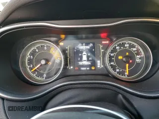 2020 Jeep Cherokee Altitude with VIN 1C4PJMLN4LD540684, listed as a Copart auction lot 42786025 with 74,541 mi miles and Salvage Title. Bid and sale history available at carsss.com. Image 9.