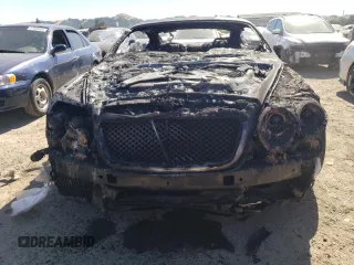 2005 Bentley Continental GT GT z VIN SCBCR63W95C029446, wystawiony jako Copart lot #56946584 z przebiegiem Nie podano mil oraz Nie do naprawy • Non repairable. Historia ofert i sprzedaży dostępna na DreamBid. Obrazek 5.
