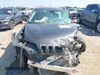 2019 Jeep Cherokee Limited с VIN 1C4PJLDB2KD433890, выставлен на аукционе IAAI как лот 42383879 с пробегом Не указан миль и . История ставок и продаж доступна на DreamBid. Изображение 11.