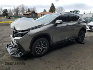 2024 Lexus NX 350h Premium z VIN 2T2GKCEZXRC024872, wystawiony jako Copart lot #48734765 z przebiegiem 5 976 mil mil oraz Szkoda całkowita • Salvage title. Historia ofert i sprzedaży dostępna na DreamBid. Obrazek 1.
