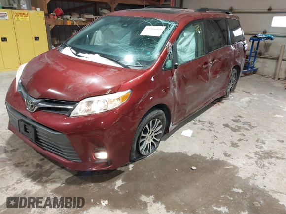 2018 Toyota Sienna XLE Auto Access Seat with VIN 5TDYZ3DC6JS920230, listed as a IAAI auction lot 41566438 with 186,213 mi miles. Bid and sale history available at carsss.com. Image 17.