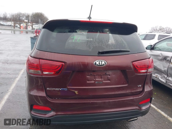 2020 Kia Sorento LX with VIN 5XYPG4A5XLG615276, listed as a IAAI auction lot 38376505 with 111,781 mi miles and . Bid and sale history available at DreamBid. Image 16.