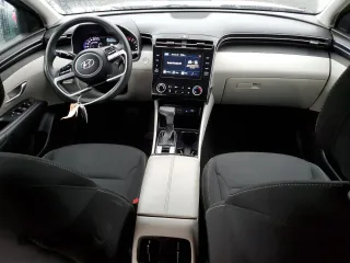 2023 Hyundai Tucson SEL z VIN 5NMJBCAE1PH195028, wystawiony jako Copart lot #53737085 z przebiegiem 61 640 mil mil oraz Szkoda całkowita • Salvage title. Historia ofert i sprzedaży dostępna na DreamBid. Obrazek 8.
