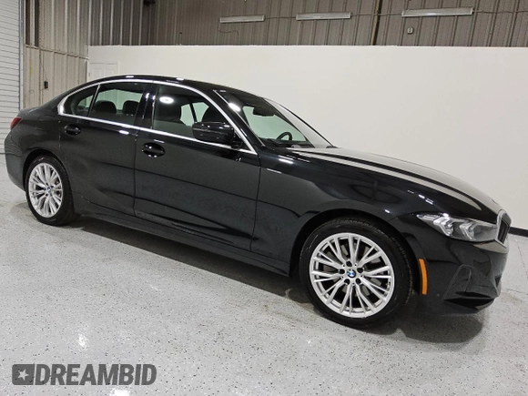 2024 BMW 3 Series 330i xDrive with VIN 3MW89FF00R8E67499, listed as a Copart auction lot 54630045 with 23,935 mi miles and Clean Title. Bid and sale history available at carsss.com. Image 4.