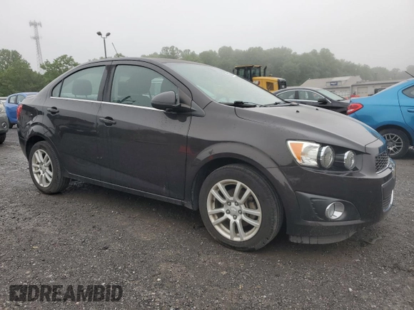 2015 Chevrolet Sonic LT with VIN 1G1JC5SG2F4212010, listed as a Copart auction lot 58732505 with 39,299 mi miles and Salvage title. Bid and sale history available at DreamBid. Image 4.
