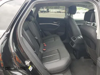 2019 Audi e-tron Premium Plus с VIN WA1LABGE4KB021801, выставлен на аукционе Copart как лот 59353315 с пробегом 59 215 миль миль и Списание • Salvage title. История ставок и продаж доступна на DreamBid. Изображение 11.