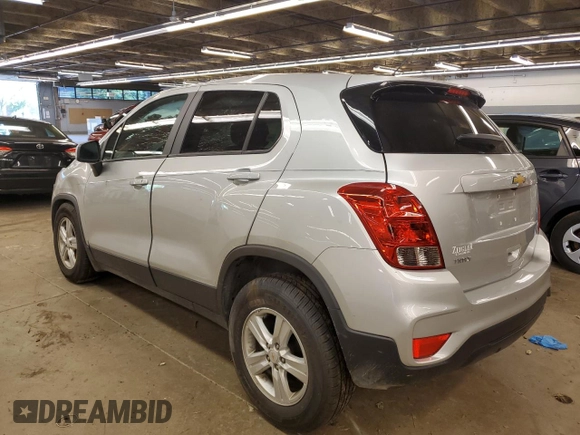 2020 Chevrolet Trax LS z VIN KL7CJKSBXLB029659, wystawiony jako Copart lot #48119455 z przebiegiem 57 322 mil mil oraz Szkoda całkowita • Salvage title. Historia ofert i sprzedaży dostępna na DreamBid. Obrazek 3.