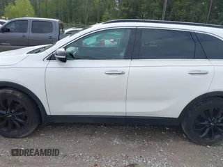 2019 Kia Sorento S V6 with VIN 5XYPG4A57KG605108, listed as a IAAI auction lot 41899611 with 121,198 mi miles. Bid and sale history available at carsss.com. Image 14.