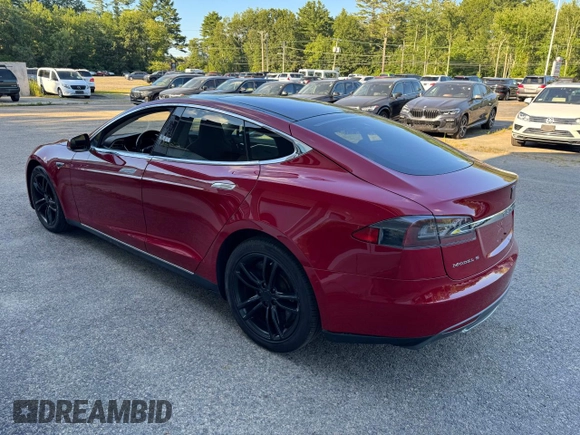2013 Tesla Model S with VIN 5YJSA1CG5DFP18929, listed as a Copart auction lot 67245595 with 111,151 mi miles and Clean title. Bid and sale history available at DreamBid. Image 3.