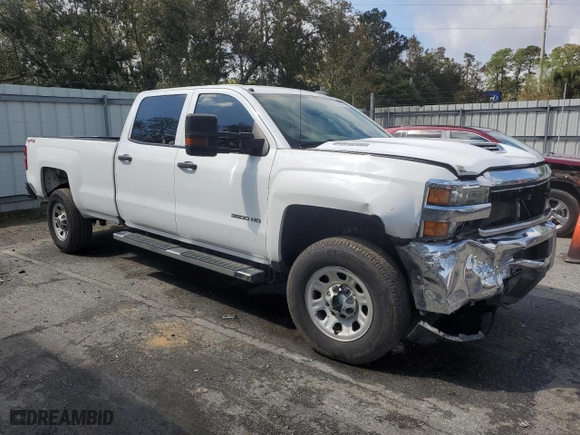 2017 Chevrolet Silverado 3500HD Work Truck with VIN 1GC4KYCY8HF217655, listed as a Copart auction lot 50978315 with 324,021 mi miles and Salvage Title. Bid and sale history available at carsss.com. Image 4.