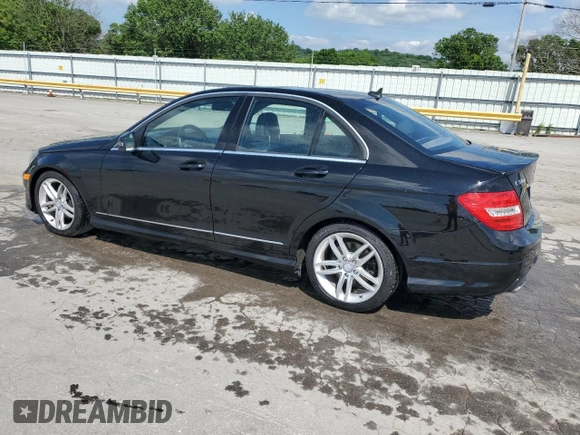 2012 Mercedes-Benz C 300 Sport z VIN WDDGF8BB1CR207366, wystawiony jako Copart lot #56564215 z przebiegiem 95 134 mil mil oraz Szkoda całkowita • Salvage title. Historia ofert i sprzedaży dostępna na DreamBid. Obrazek 2.