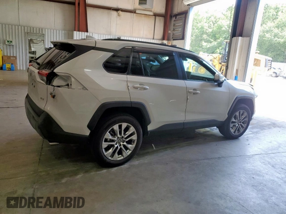2025 Toyota RAV4 XLE Premium with VIN 2T3C1RFV9SW367432, listed as a Copart auction lot 59307585 with 7,570 mi miles and Salvage title. Bid and sale history available at DreamBid. Image 3.